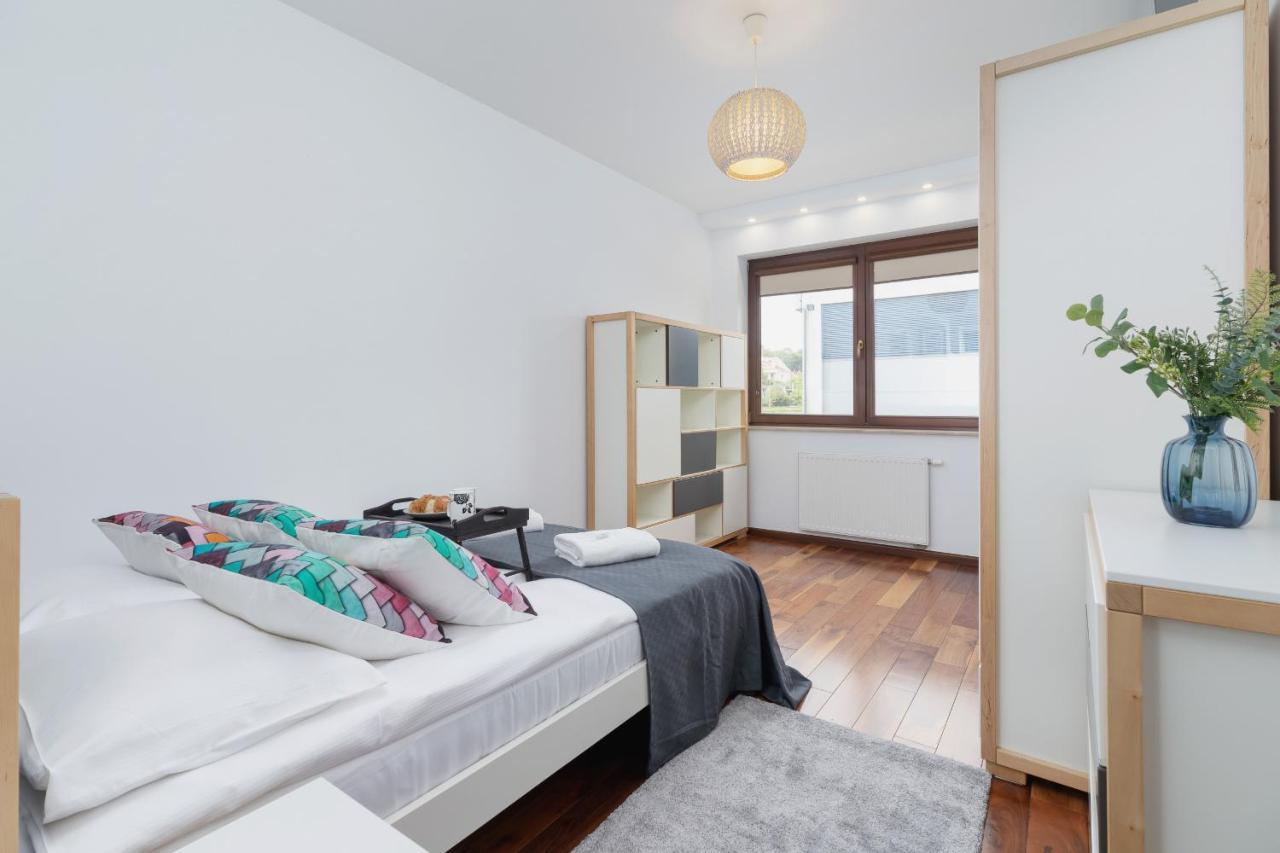 Krakow Blonia Apartment With Balcony By Noclegi Renters Dış mekan fotoğraf